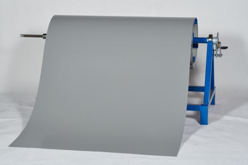 PREFA clr pločevina v zvitku 0,7 x 1000 mm + folija, svetlo siva/svetlo siva (RAL7005)